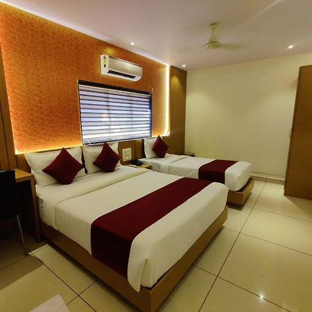 Hotel Hindustan Residency Тхане Экстерьер фото