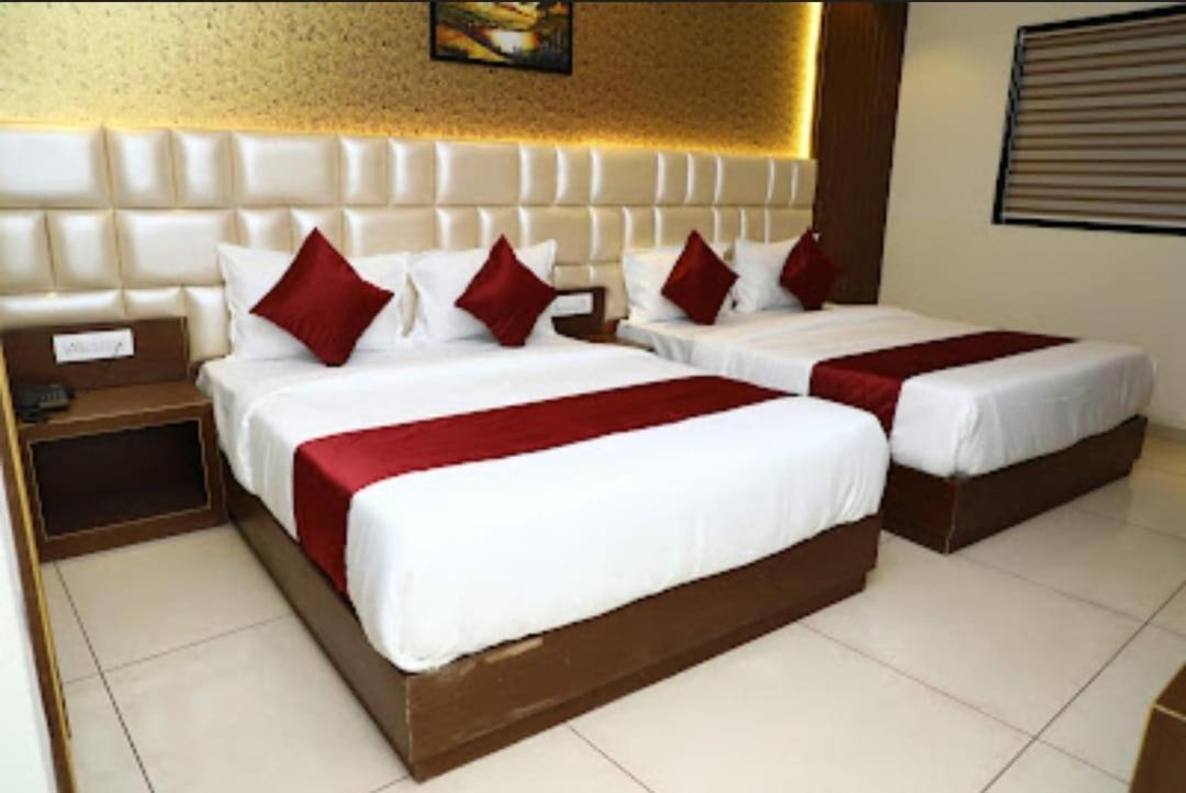 Hotel Hindustan Residency Тхане Экстерьер фото