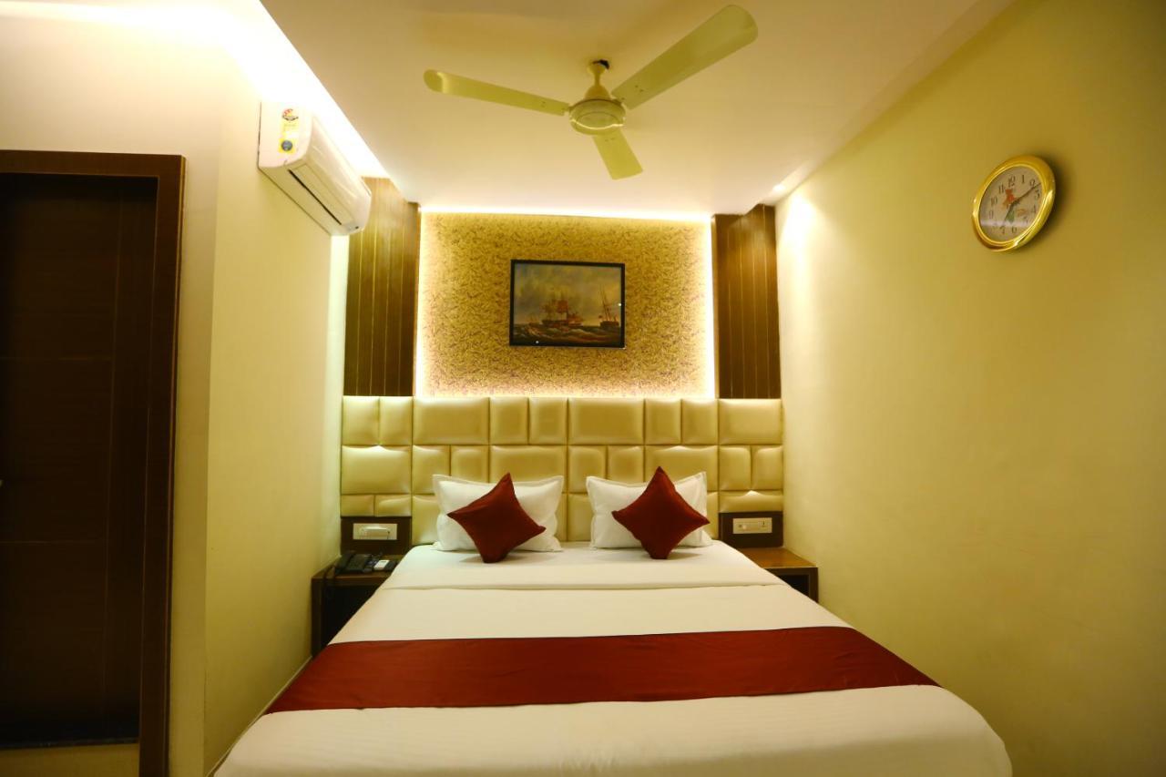 Hotel Hindustan Residency Тхане Экстерьер фото