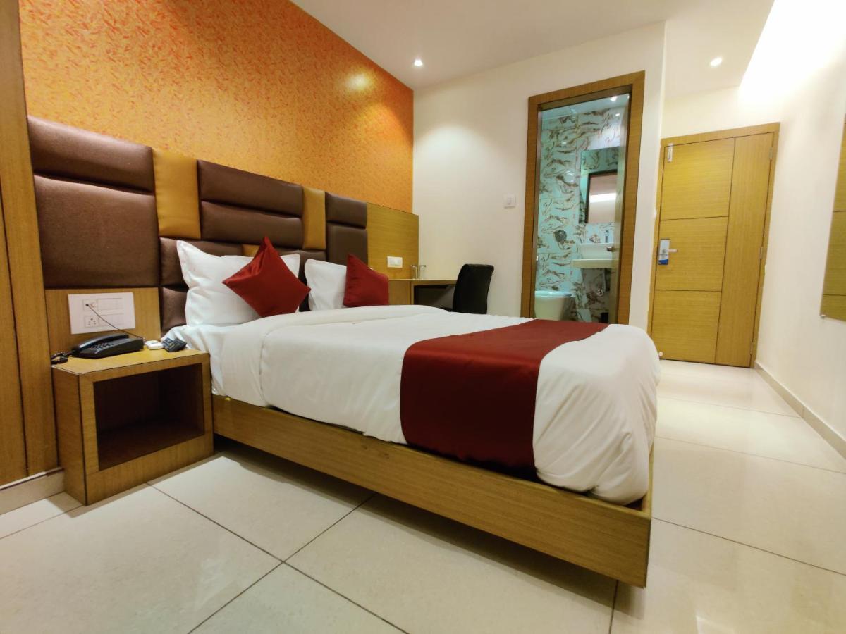 Hotel Hindustan Residency Тхане Экстерьер фото