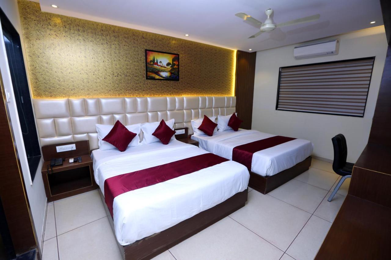 Hotel Hindustan Residency Тхане Экстерьер фото